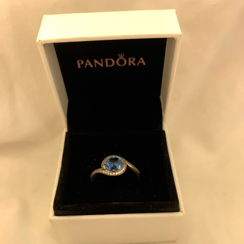 Pandora Ring
